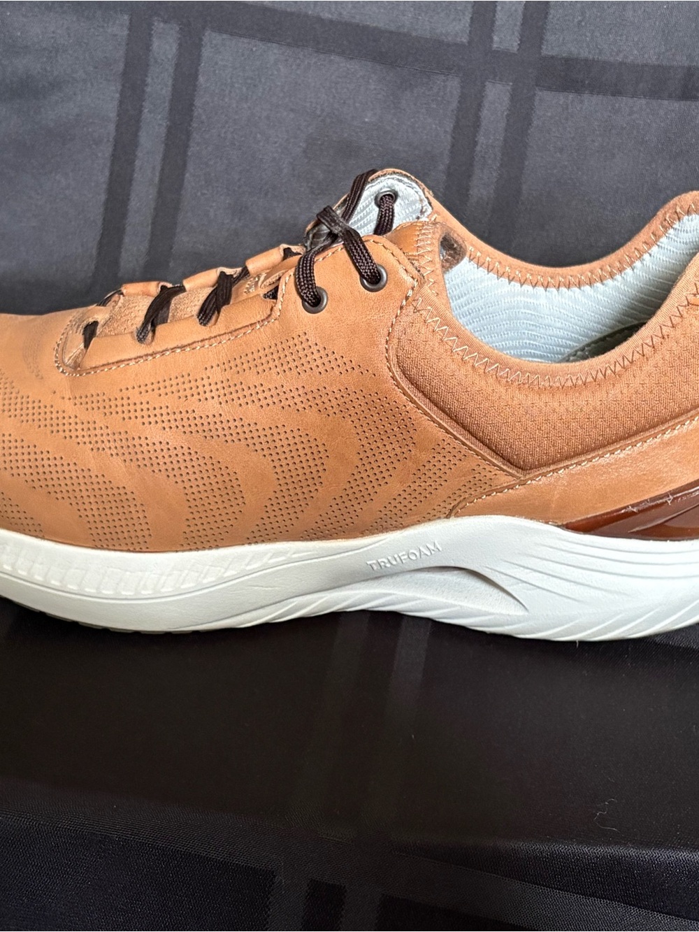 Johnston & Murphy RT1-Luxe Sneaker Men’s Size 11M  Tan Full Grain Leather
